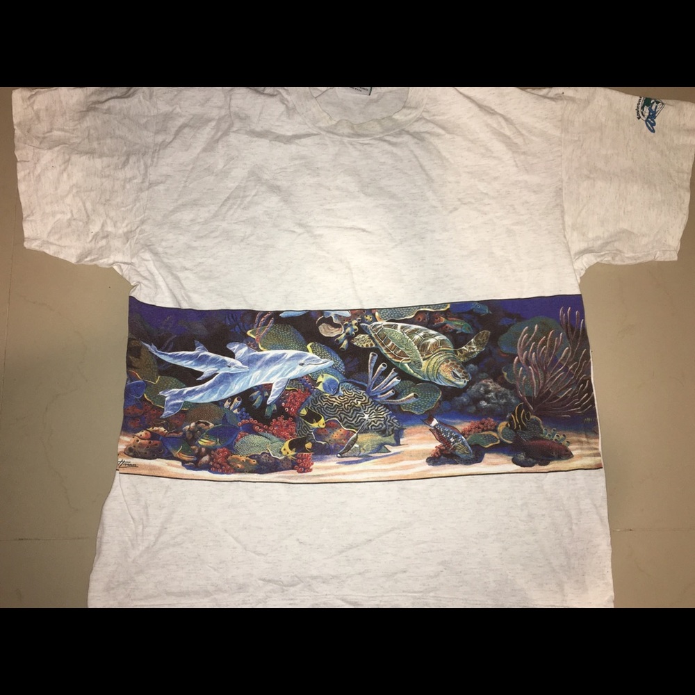 Vintage 1990’s environmental artwork inc T-shirt